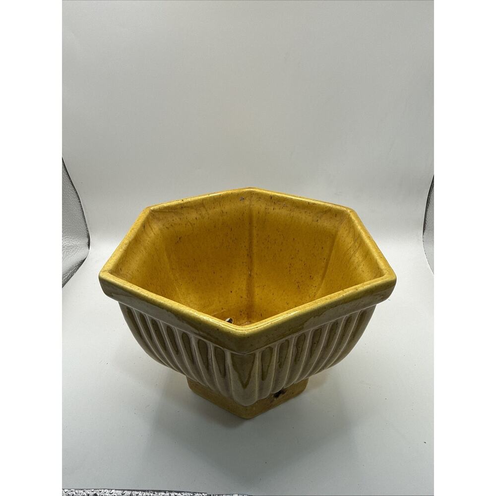 Vintage Hager # 893 Yellow Planter